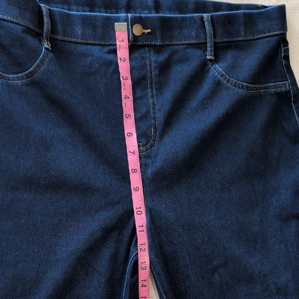 Time and Tru Classic Blue Jeans - Picture 4 of 6